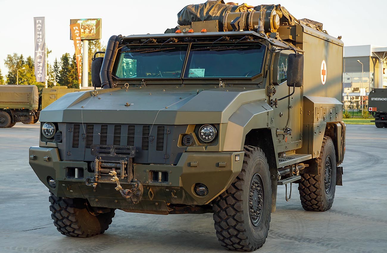 2 NEW armored vehicles Russian military medics will get in 2021