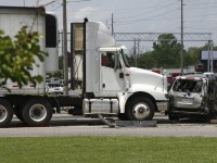Rear-Ended-000028315870_Medium-1.jpg